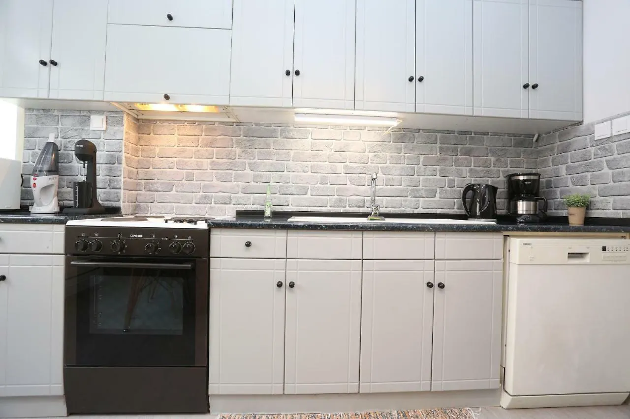 Oli'S Luxury Apartment Szaloniki